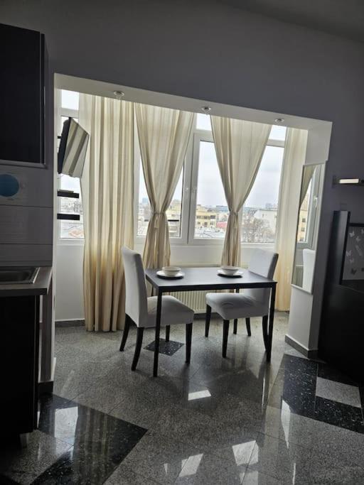 Nice Studio In The Heart Of City Bükreş Dış mekan fotoğraf